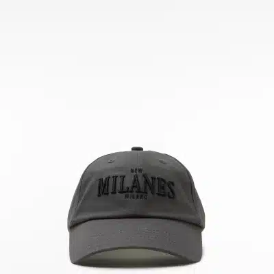 Cappello da baseball grigio Iconic New Milanes. Ricamo nero. 