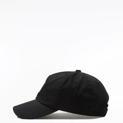 New Milanes Heritage Cap, black emboridery, timeless style.